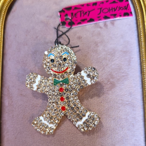 Betsey Johnson Jewelry - Betsey Johnson Glittering Gingerbread Brooch Pendant Duo NWT